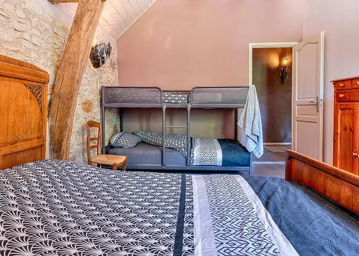 De Ponsillou Hébergement de vacances Lavercantière