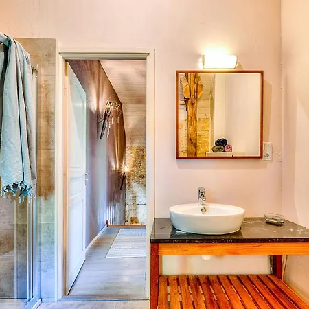 De Ponsillou Casa de Férias Lavercantière